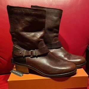 Made&Handcrafted in Italy Finest Leather Fleece Lined Warm Booties New With Tags